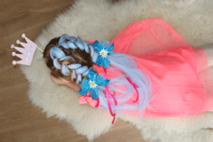 vlasy, hair, hairstyle, vrkoc, braid, party, party hair, party style, fairy, uces, princezna, oslava, narodeninovy uces,